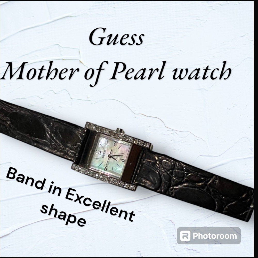 🖤 GUESS Ladies watch Vintage Rhinestone w Mother of Pearl Black Leather band EUC